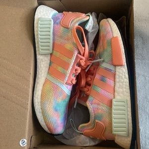 Adidas NMD_R1 women in Pastel